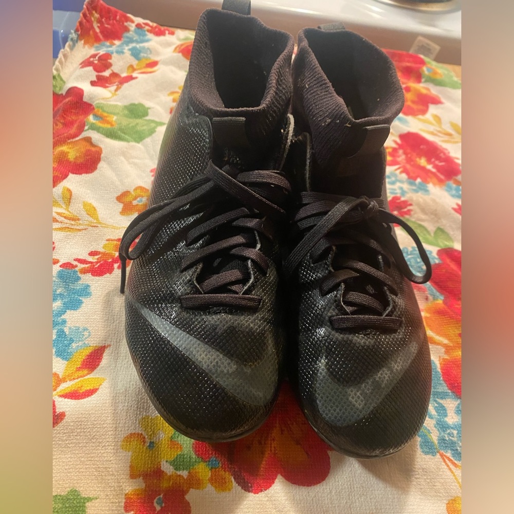 Youth boys soccer cleats